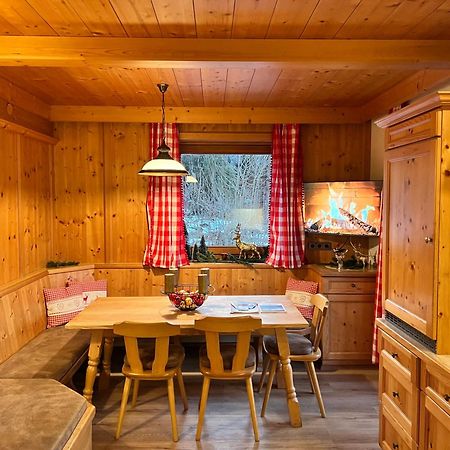 Ferienwohnung Platzhirsch Panorama View Balkon, Gartensauna, Garten, Grillplatz ستام المظهر الخارجي الصورة