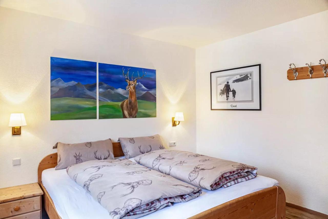Ferienwohnung Platzhirsch Panorama View Balkon, Gartensauna, Garten, Grillplatz ستام المظهر الخارجي الصورة