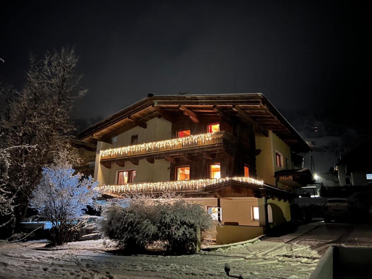 Ferienwohnung Platzhirsch Panorama View Balkon, Gartensauna, Garten, Grillplatz ستام المظهر الخارجي الصورة